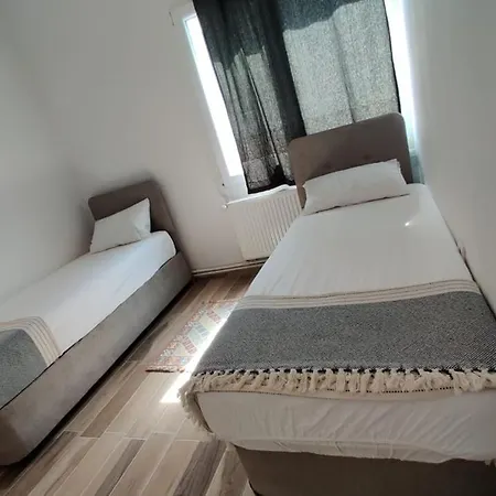 Lovely Apartment With Fantastic Sea View Near Shore In Izmir *