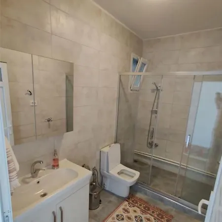 公寓 Lovely Apartment With Fantastic Sea View Near Shore In Izmir *
