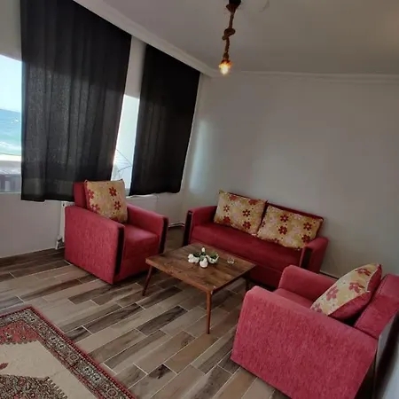 Lovely Apartment With Fantastic Sea View Near Shore In Izmir Daire İzmir